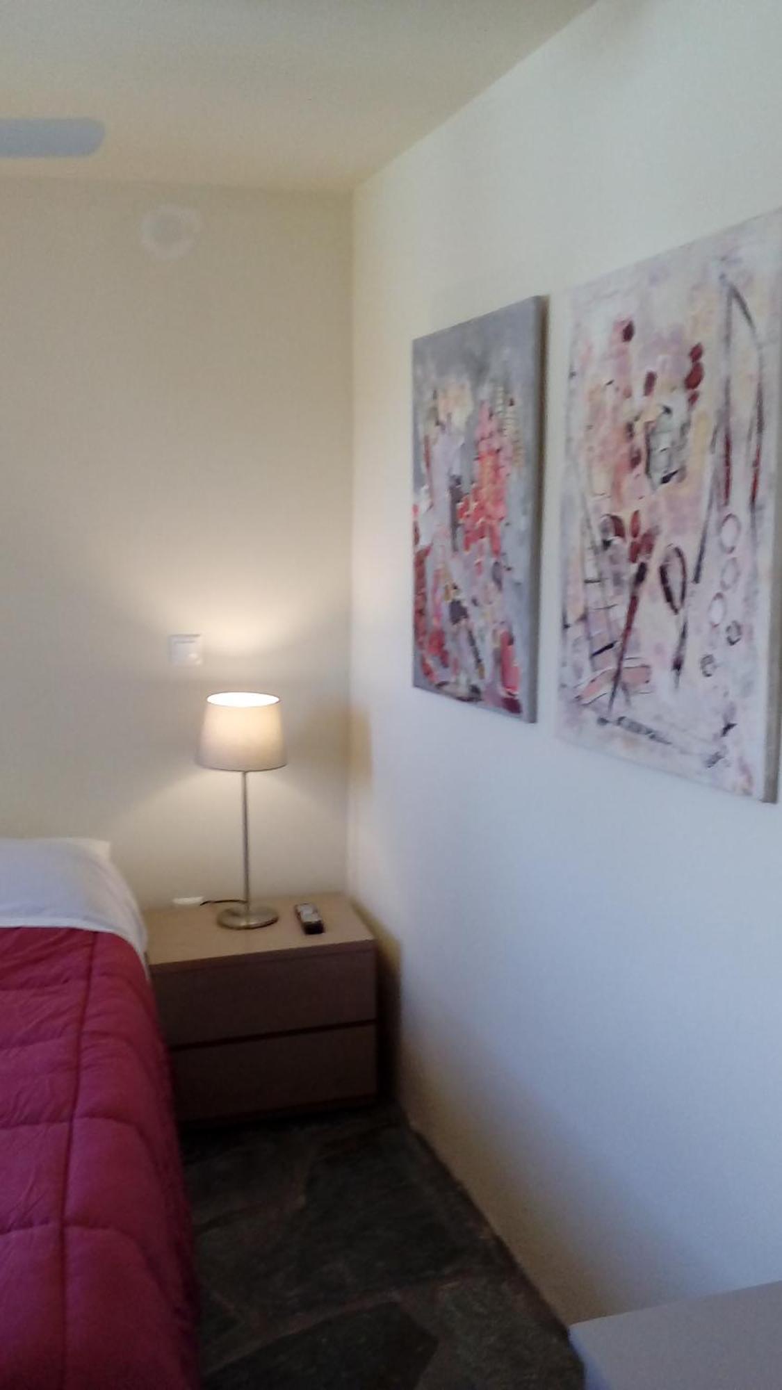 Aigaion House Hotell Otziás Eksteriør bilde