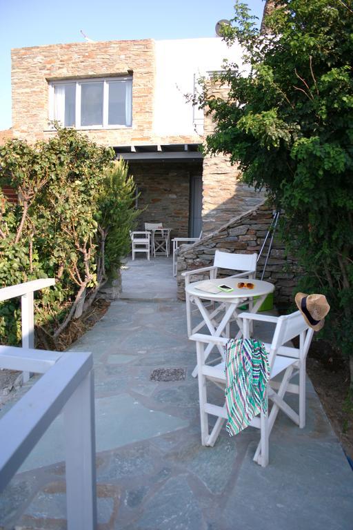 Aigaion House Hotell Otziás Eksteriør bilde