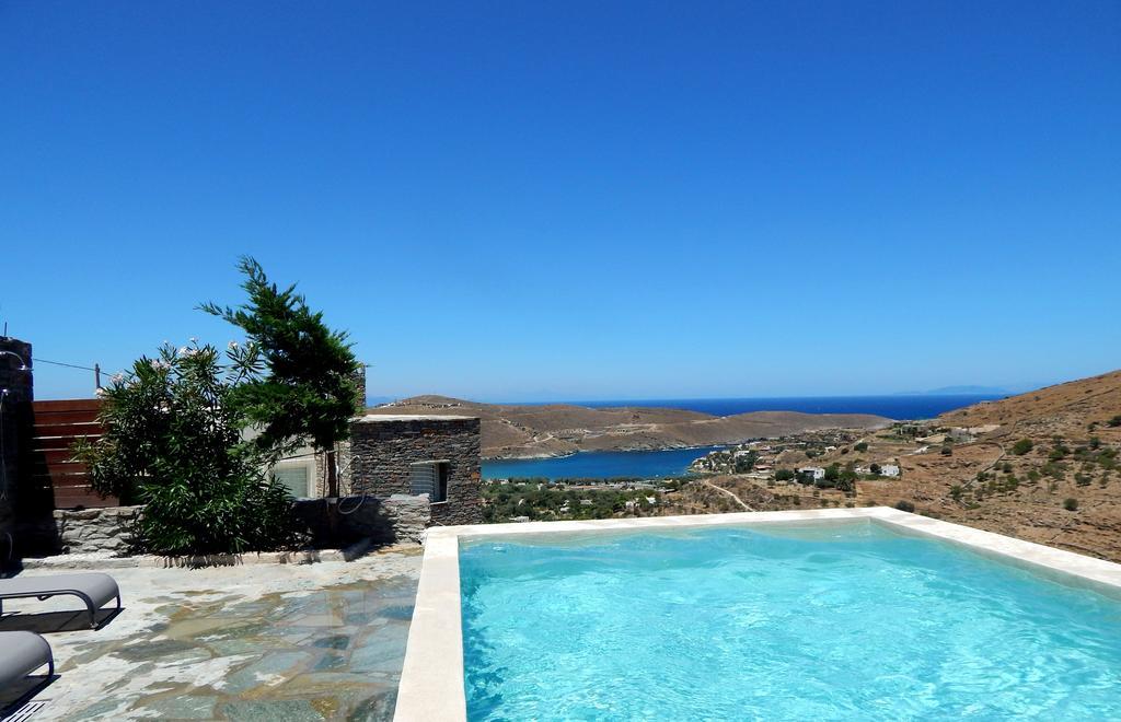 Aigaion House Hotell Otziás Eksteriør bilde