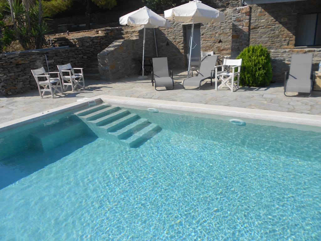 Aigaion House Hotell Otziás Eksteriør bilde