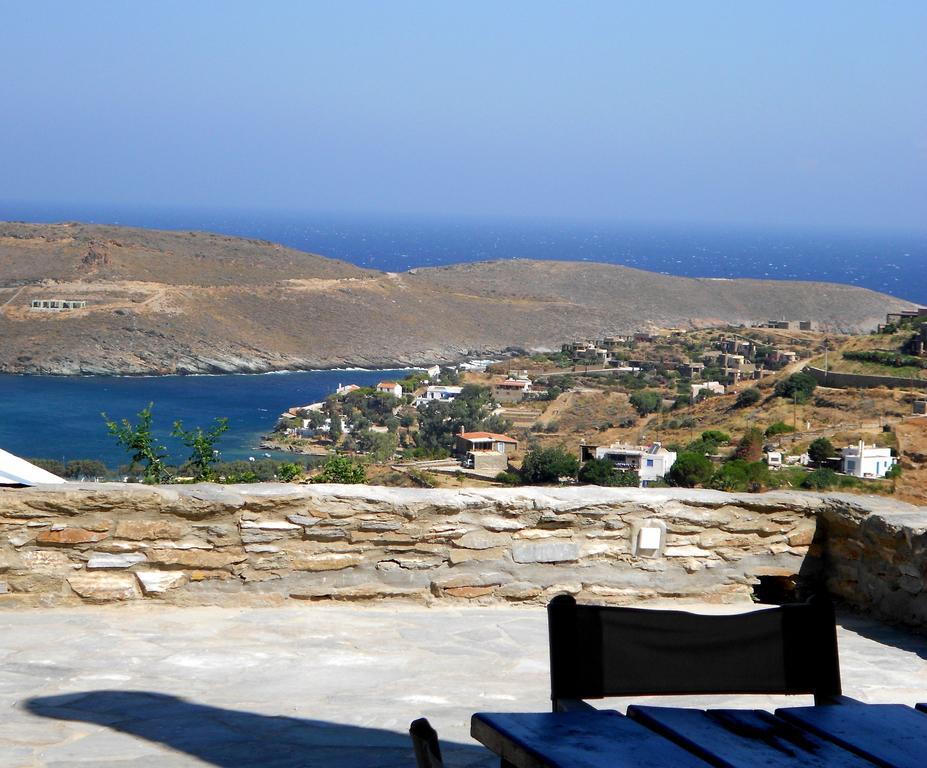 Aigaion House Hotell Otziás Eksteriør bilde