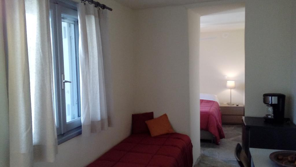 Aigaion House Hotell Otziás Eksteriør bilde