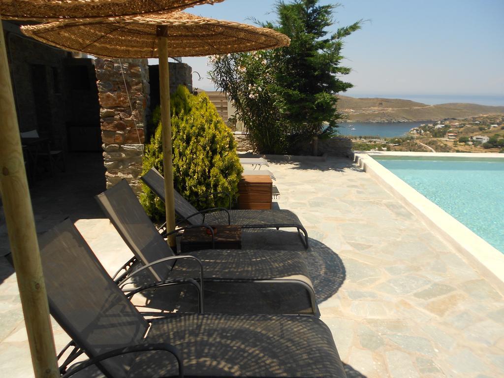 Aigaion House Hotell Otziás Eksteriør bilde