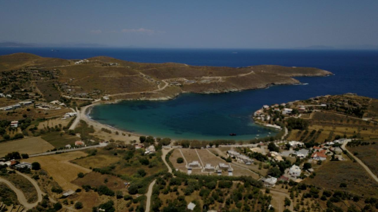 Aigaion House Hotell Otziás Eksteriør bilde